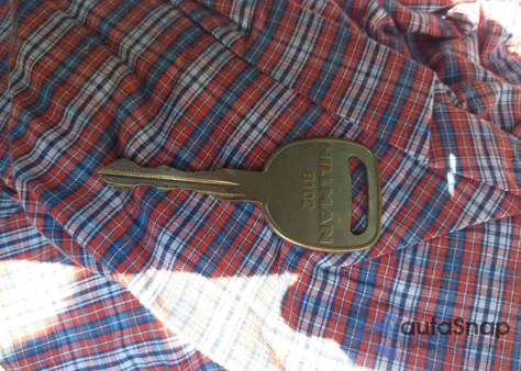 2006 Chevrolet Silverado 1500 Work Truck z USA, uszkodzony, nr VIN 3GCEC14X86G259897